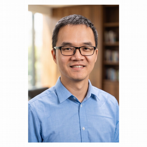 Max Lau Headshot